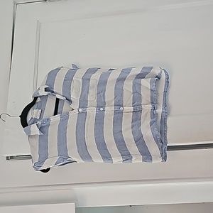 Club Monaco buttdown blouse crop